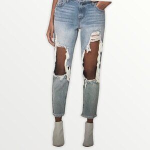 Cello Mid Rise Destroyed Slim Boyfriend